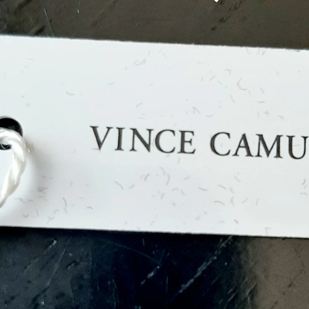 VINCE CAMUTO GOLDTONE WATCH - Picture 6 of 10